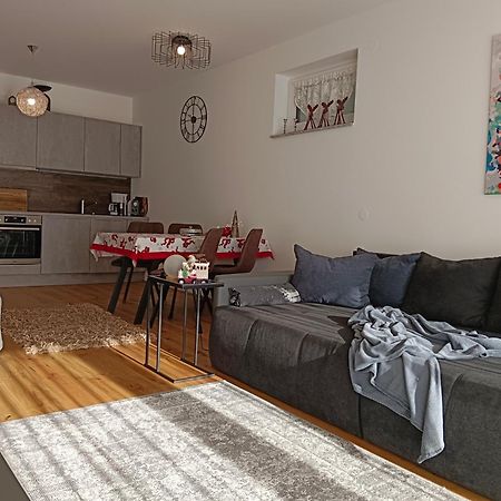 סאטנדורף Ferienwohnung Karasek Deluxe מראה חיצוני תמונה