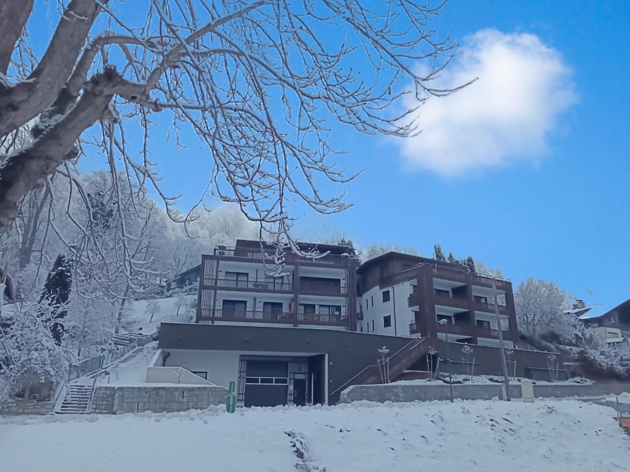 סאטנדורף Ferienwohnung Karasek Deluxe מראה חיצוני תמונה